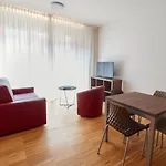 Piazza Lira Apartahotel 3*