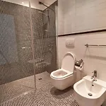 Piazza Lira Apartahotel