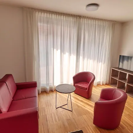 아파트호텔 Piazza Lira 3*