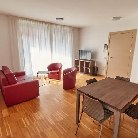 Aparthotel Piazza Lira
