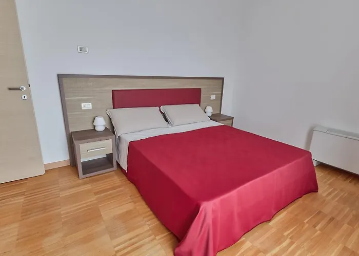 شقة فندقية Piazza Lira 3*