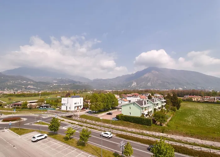 Piazza Lira Apartahotel 3*